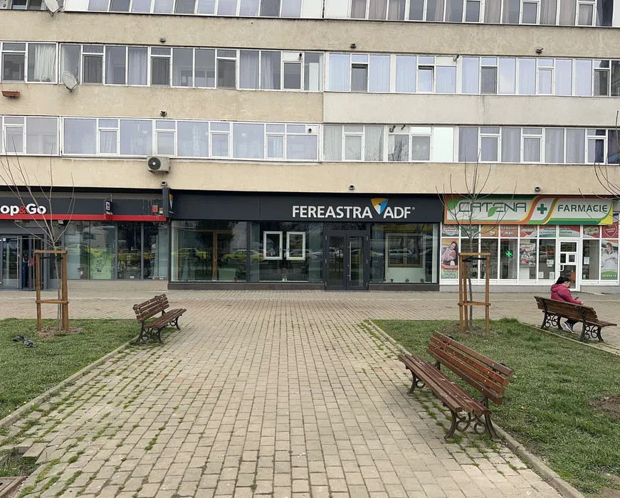 Spatiu comercial cu vizibilitate foarte buna, suprafata vitrata 30mp, Bd N.Iorga