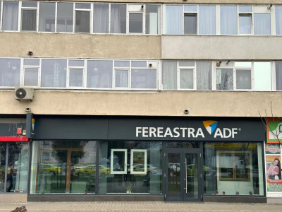 Spatiu comercial cu vizibilitate foarte buna, suprafata vitrata 30mp, Bd N.Iorga