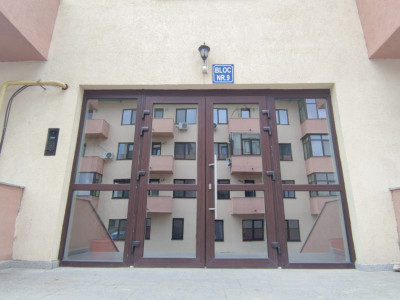 Apartament cu centrală proprie și balcon în cartierul Visoianu
